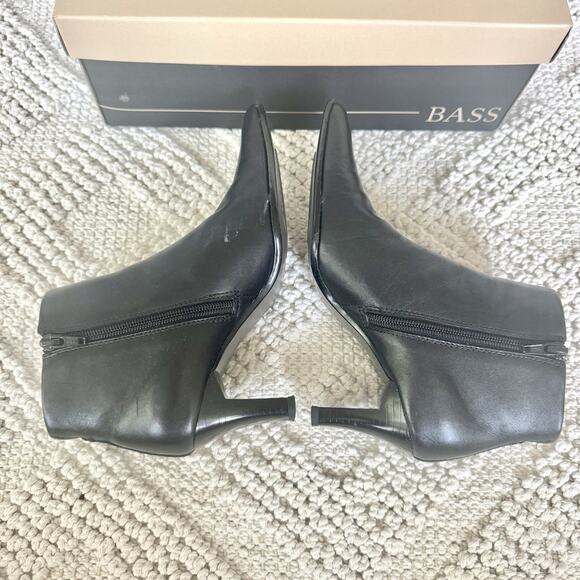 Bass and Company Solid Black Bootie Boots Square Toe Leather Size 5.5 Women - Picture 10 of 16